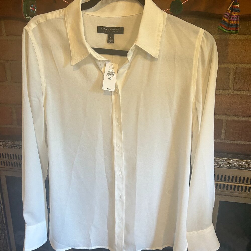 Banana Republic Dillon Classic Fit  - Medium Petite